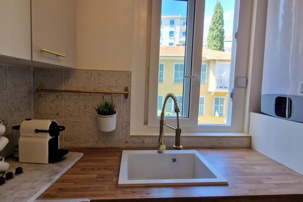 Reves D'orient - Proche Appartement Nice